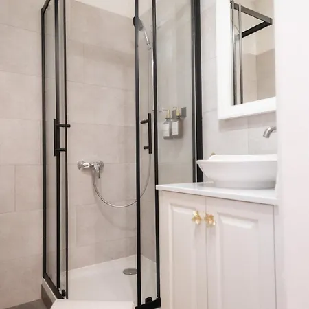 New - Golden Apartament